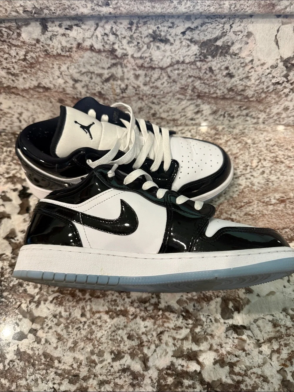 Nike Air Jordan 1 Low SE Concord sneakers